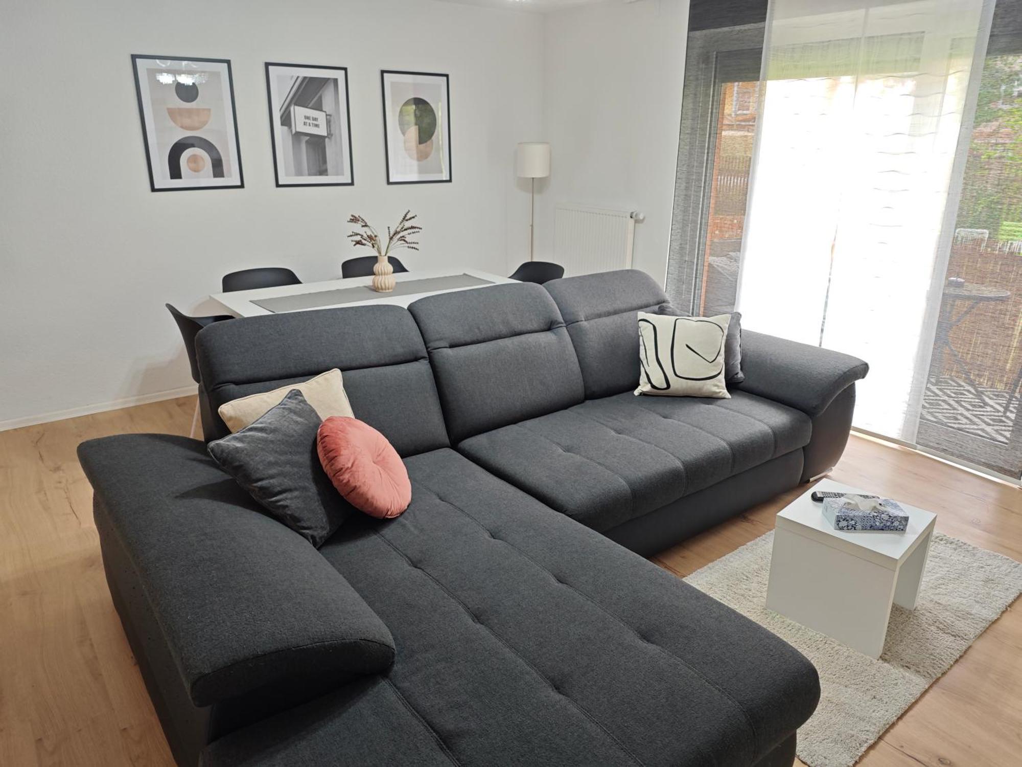 Fh-Naehe: Modernes Apt Mit Balkon Hof  Buitenkant foto